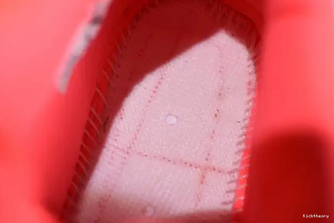 Kick Theory Jordan Air Hot AQ9128-600 NRG Punch